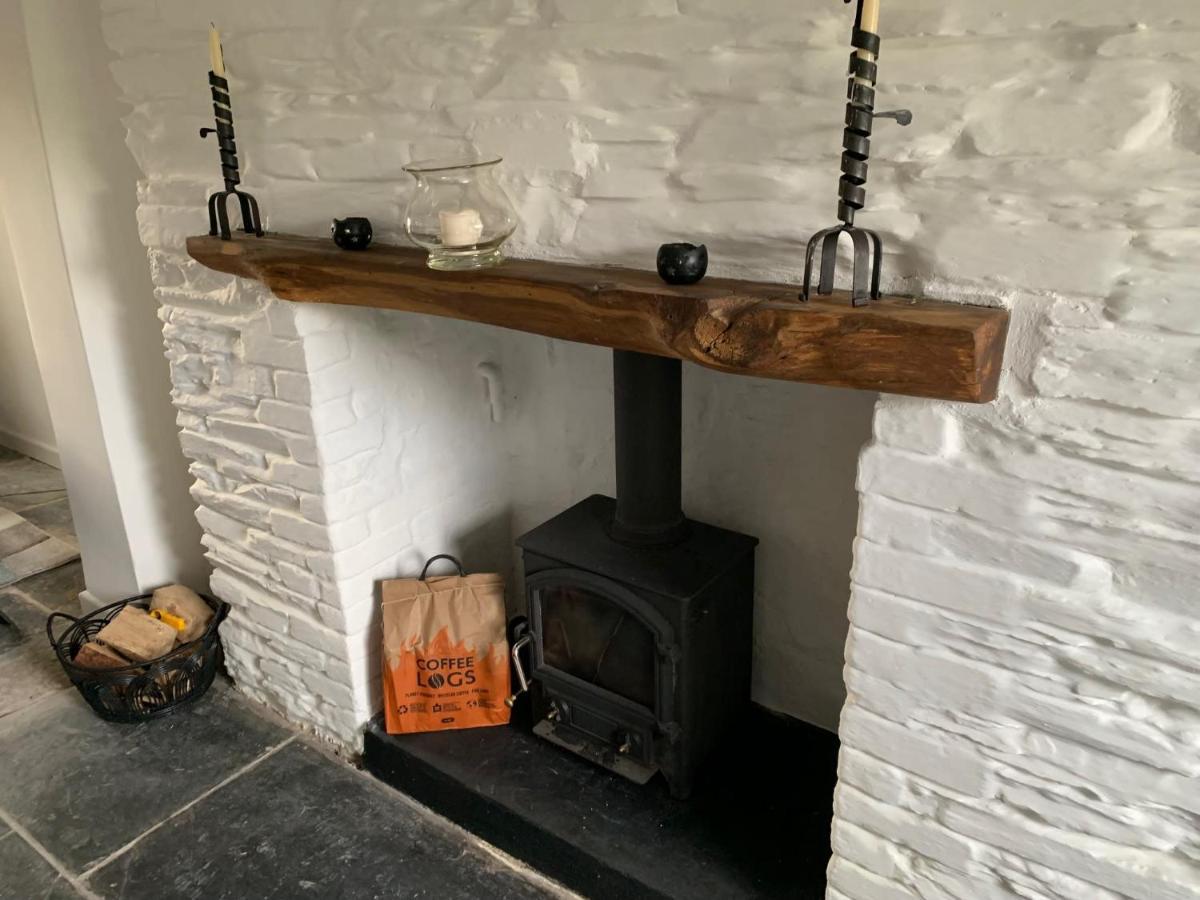Character Dartmoor Cottage เยลเวอร์ตัน ภายนอก รูปภาพ