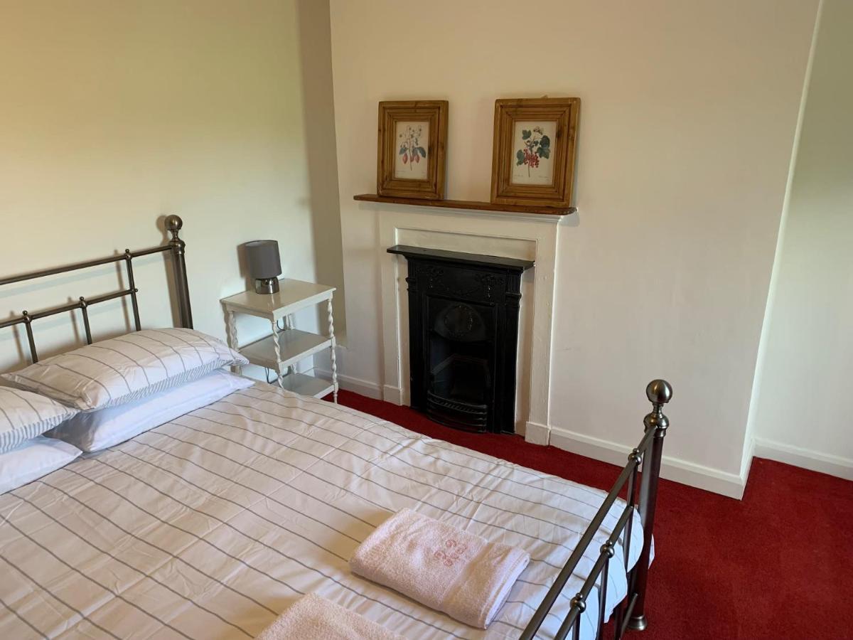 Character Dartmoor Cottage เยลเวอร์ตัน ภายนอก รูปภาพ
